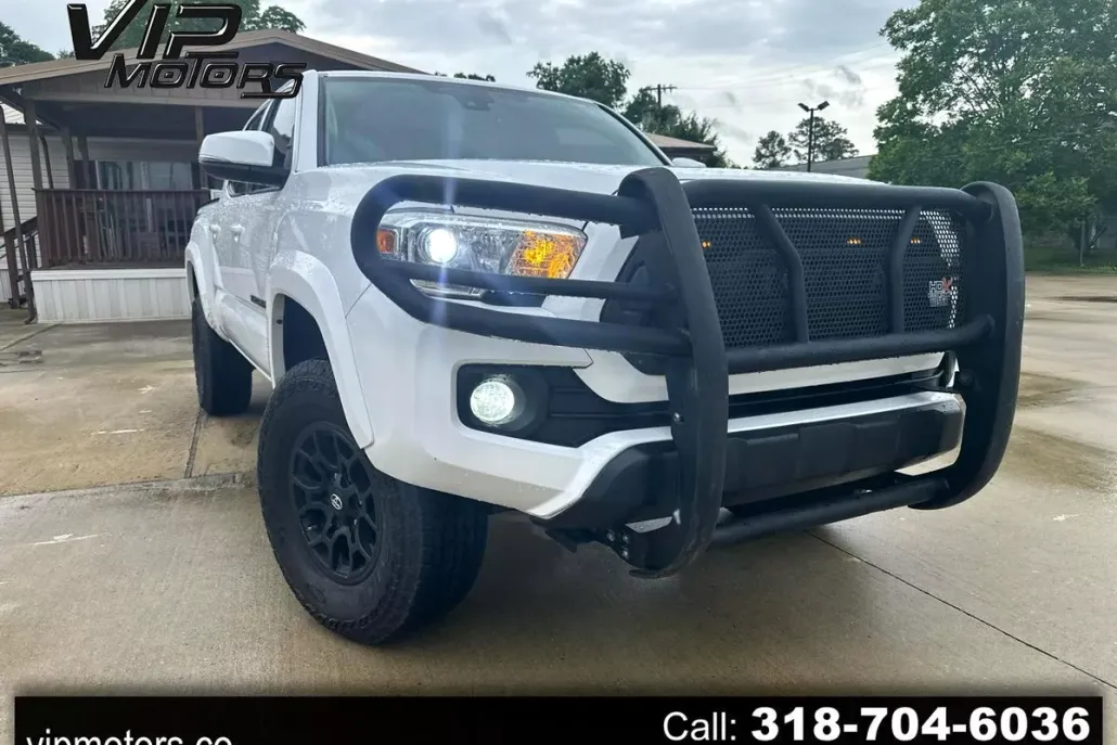 2020 Toyota Tacoma TRD Double Cab photo 1