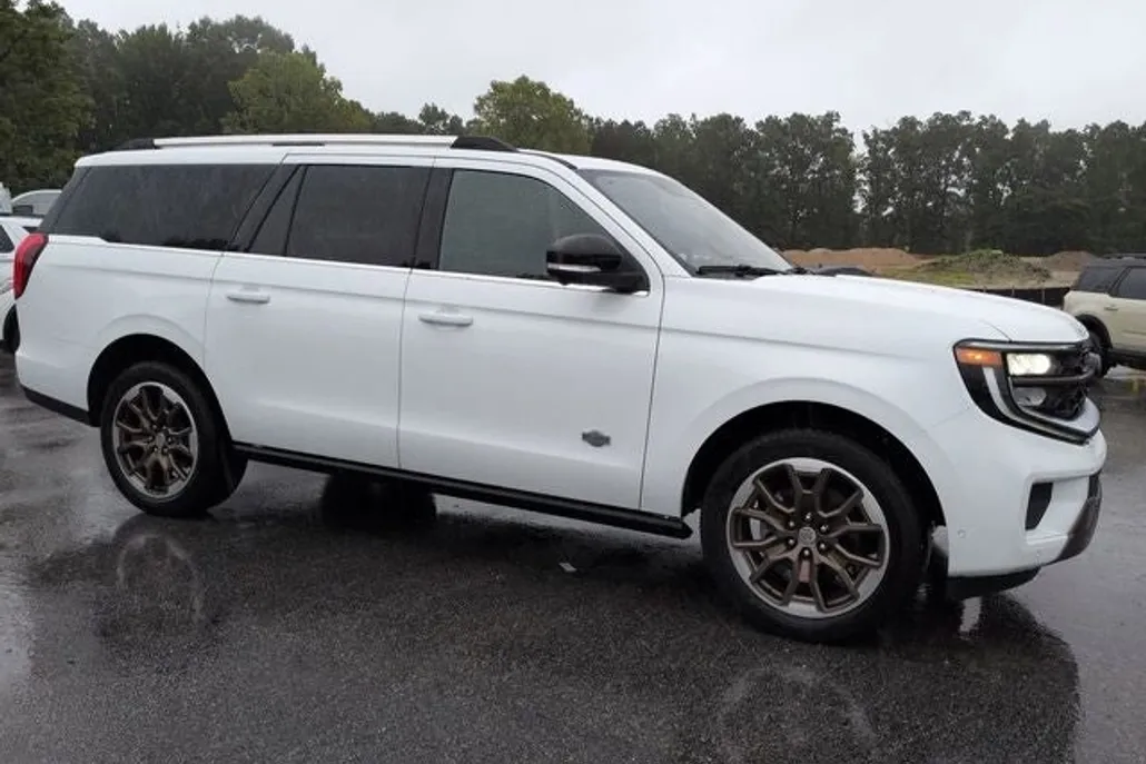 2025 Ford Expedition MAX King Ranch photo 1