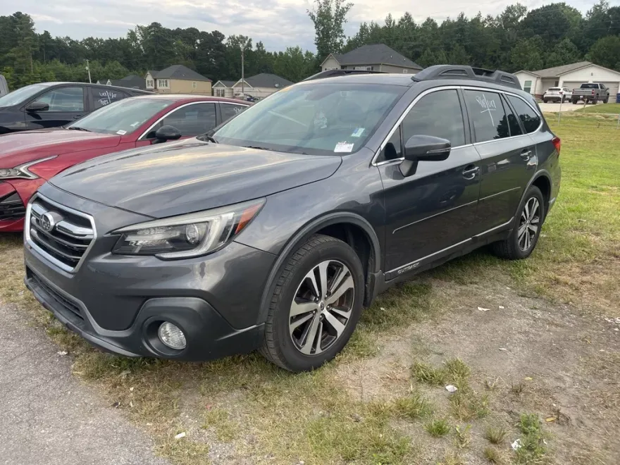 2018 Subaru Outback 3.6R photo 1