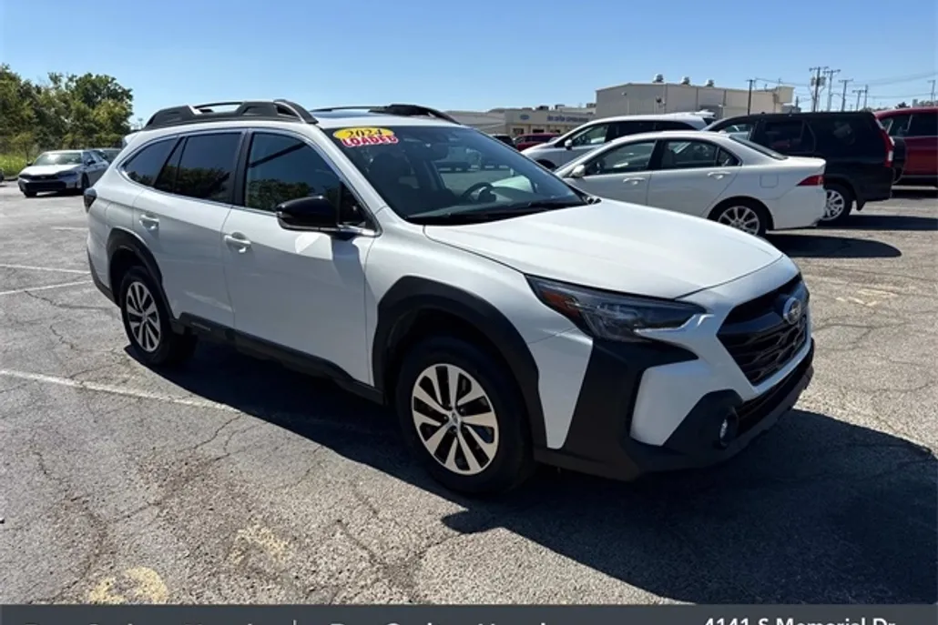 2024 Subaru Outback Premium photo 1