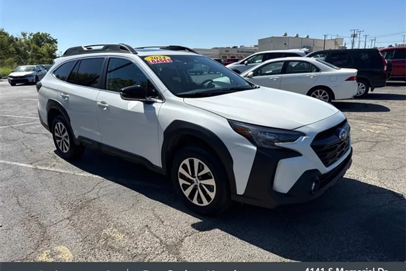 2024 Subaru Outback Premium photo 1