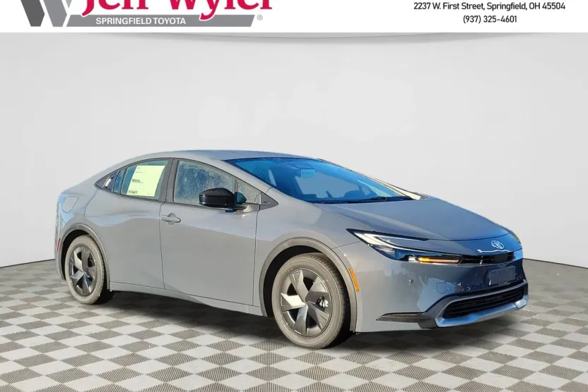 2026 Toyota Prius Plug-in Hybrid SE photo 1