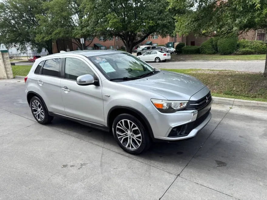 2019 Mitsubishi Outlander Sport ES photo 1