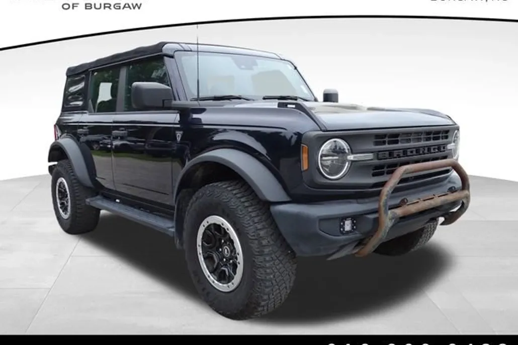 2021 Ford Bronco Base photo 1