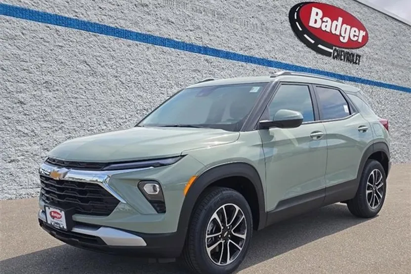 2026 Chevrolet Trailblazer LT photo 1