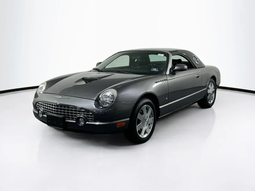 2003 Ford Thunderbird Deluxe photo 1