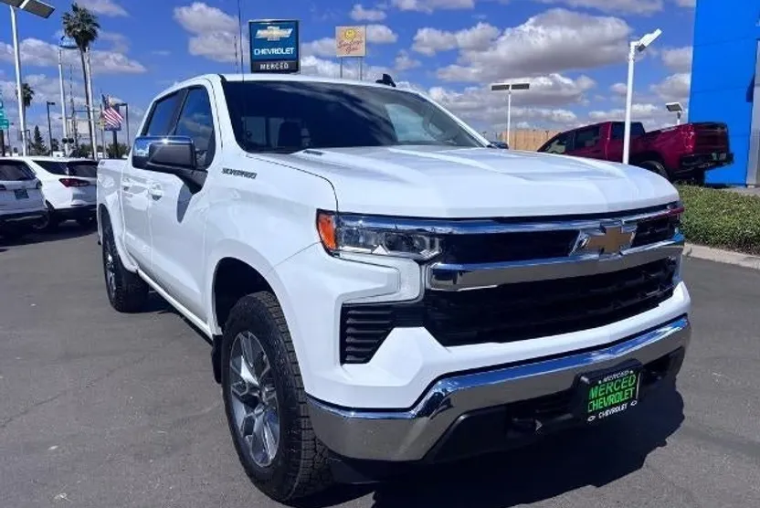 2026 Chevrolet Silverado 1500 LT photo 1