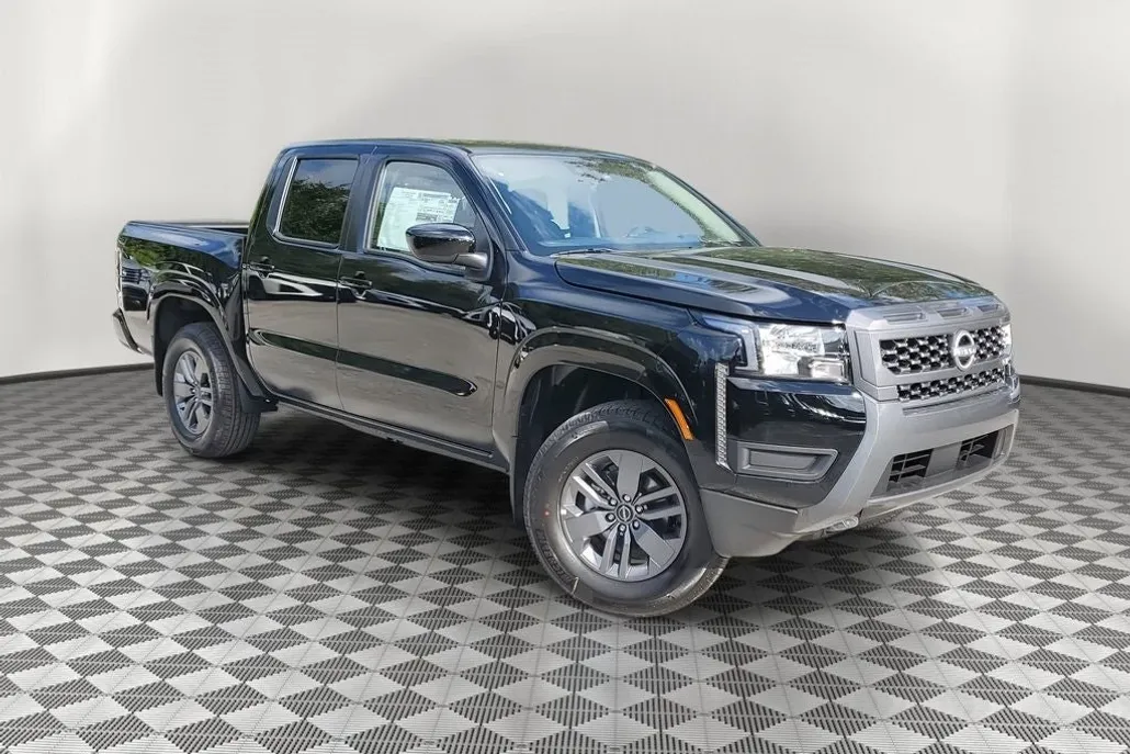 2025 Nissan Frontier SV photo 1