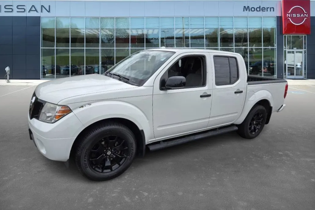 2018 Nissan Frontier SV photo 1
