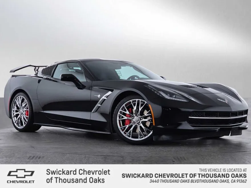 2017 Chevrolet Corvette Stingray 1LT photo 1