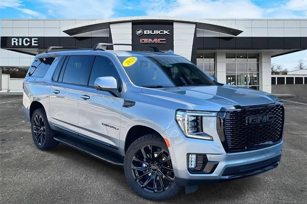 2023 Gmc Yukon XL Denali photo 1