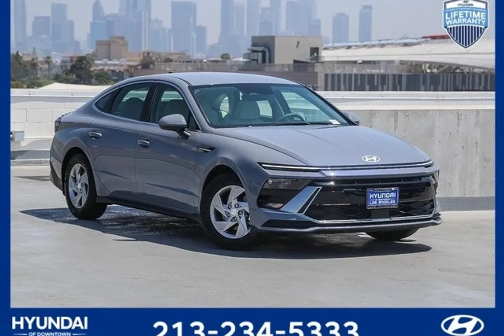 2025 Hyundai Sonata SE photo 1