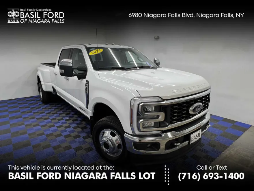 2024 Ford F-350 Lariat photo 1