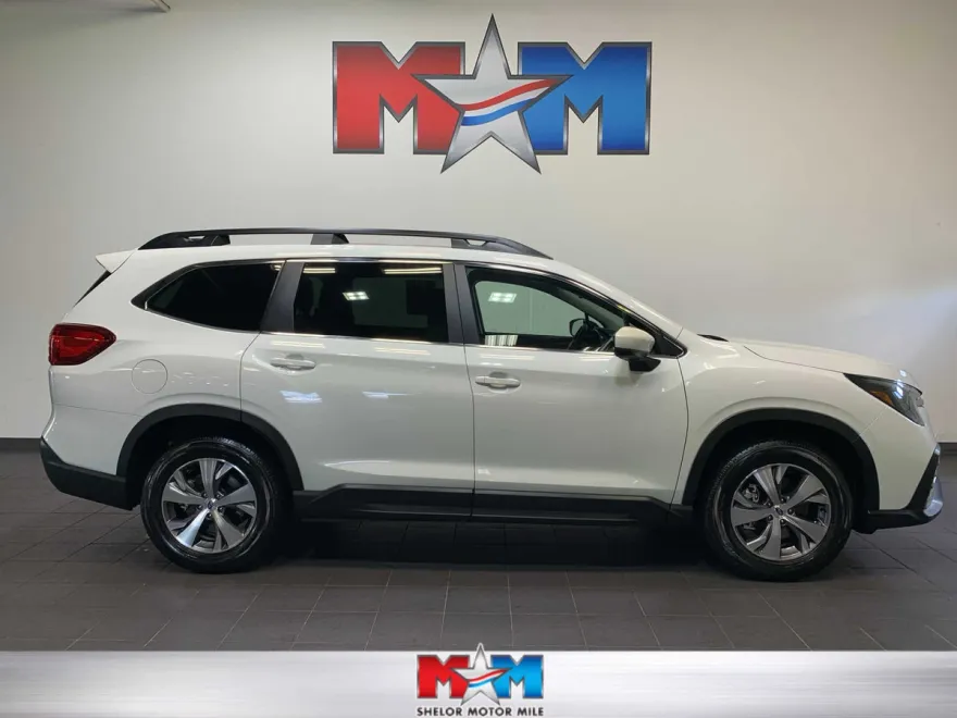 2025 Subaru Ascent Premium photo 1