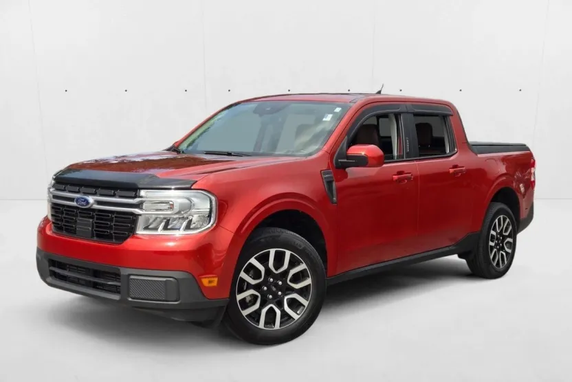 2022 Ford Maverick Lariat photo 1