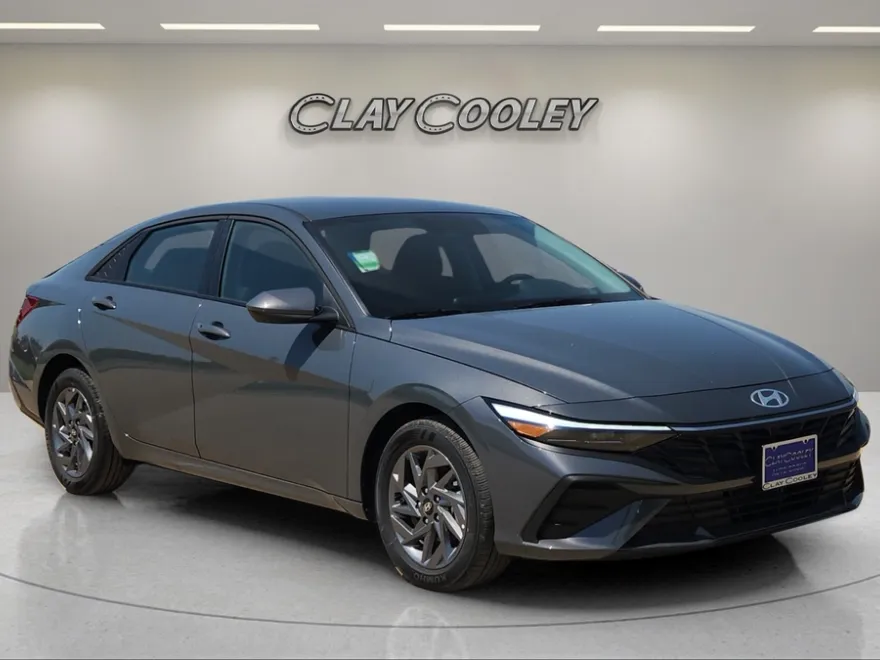2025 Hyundai Elantra Hybrid Blue photo 1
