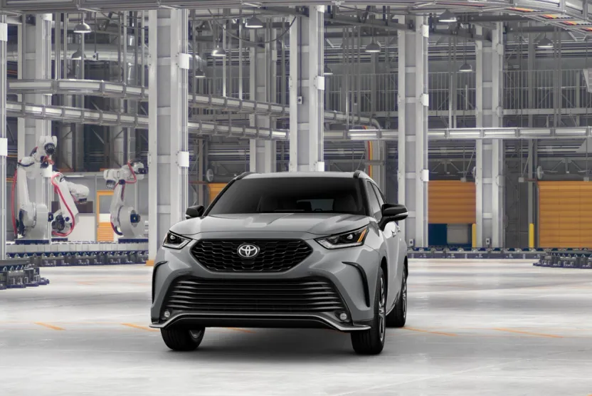 2025 Toyota Highlander XSE photo 1
