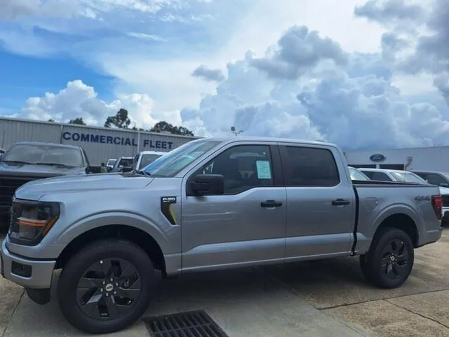 2025 Ford F-150 STX photo 1