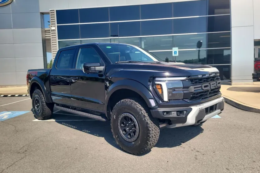 2025 Ford F-150 Raptor photo 1