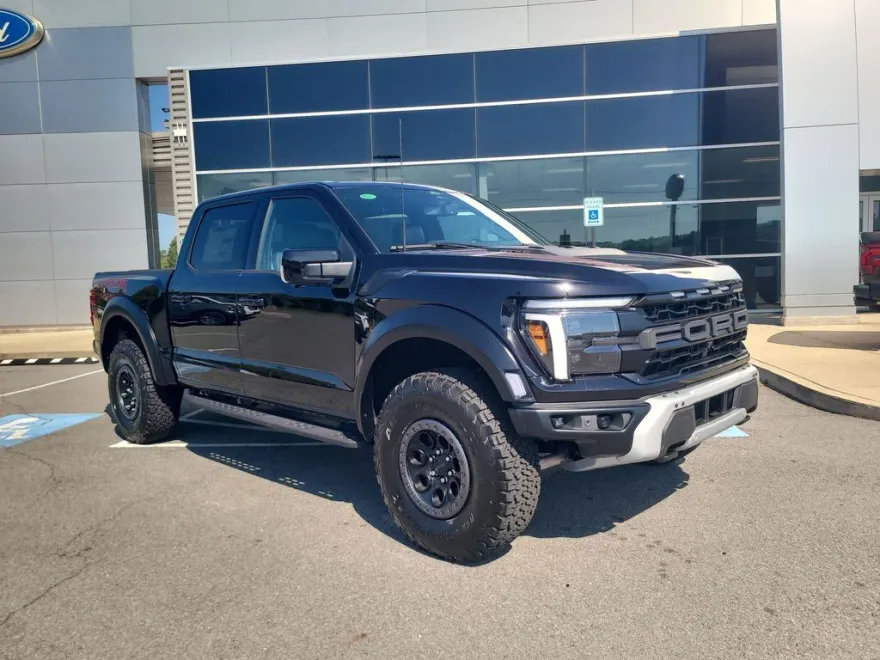 2025 Ford F-150 Raptor photo 1