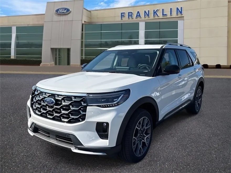2025 Ford Explorer Platinum photo 1