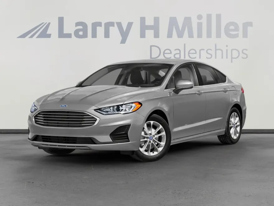 2019 Ford Fusion SEL photo 1