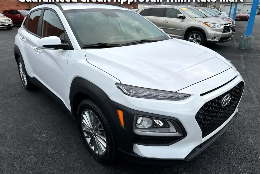 2021 Hyundai Kona SEL photo 1