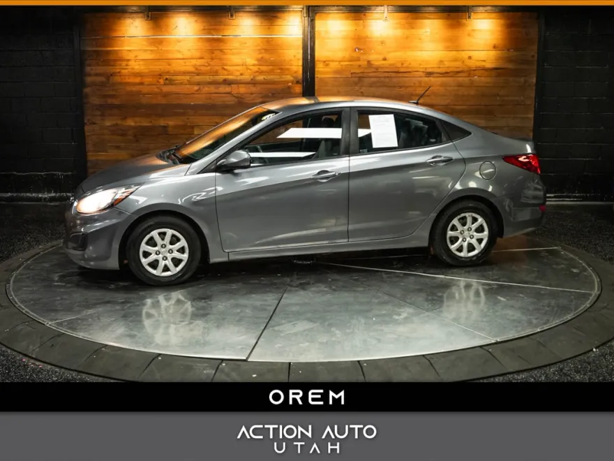 2014 Hyundai Accent GLS photo 1
