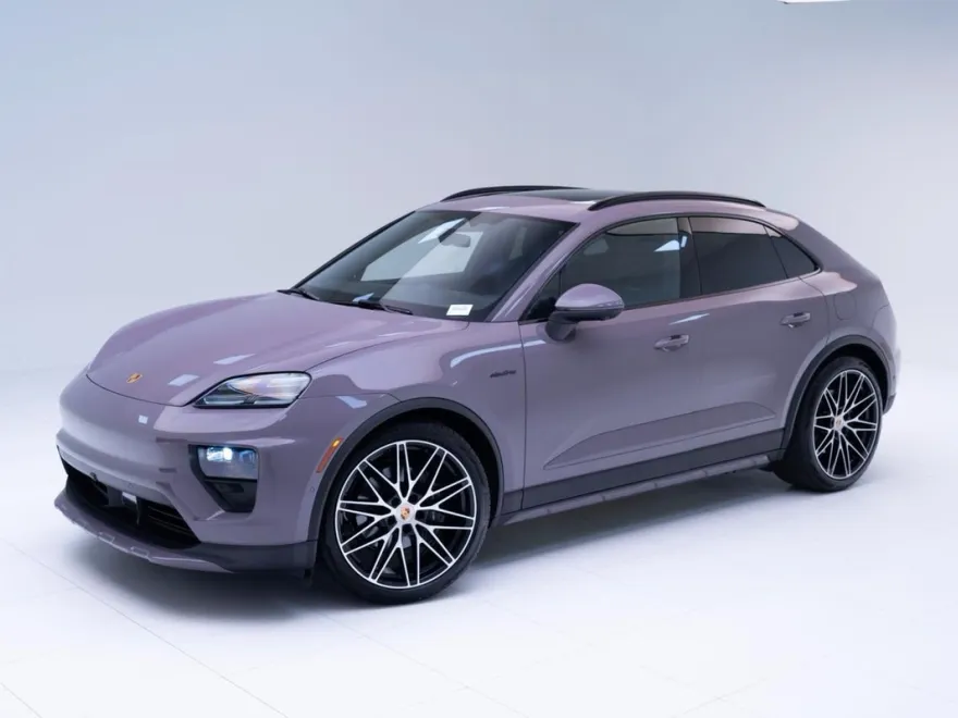 2022 Porsche Cayenne GTS photo 40