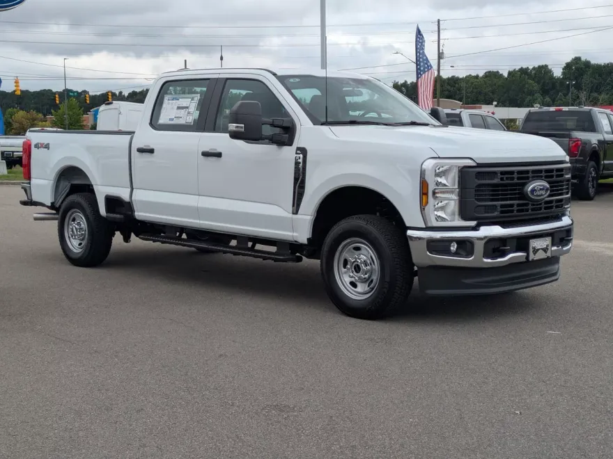 2025 Ford F-250 XL photo 1
