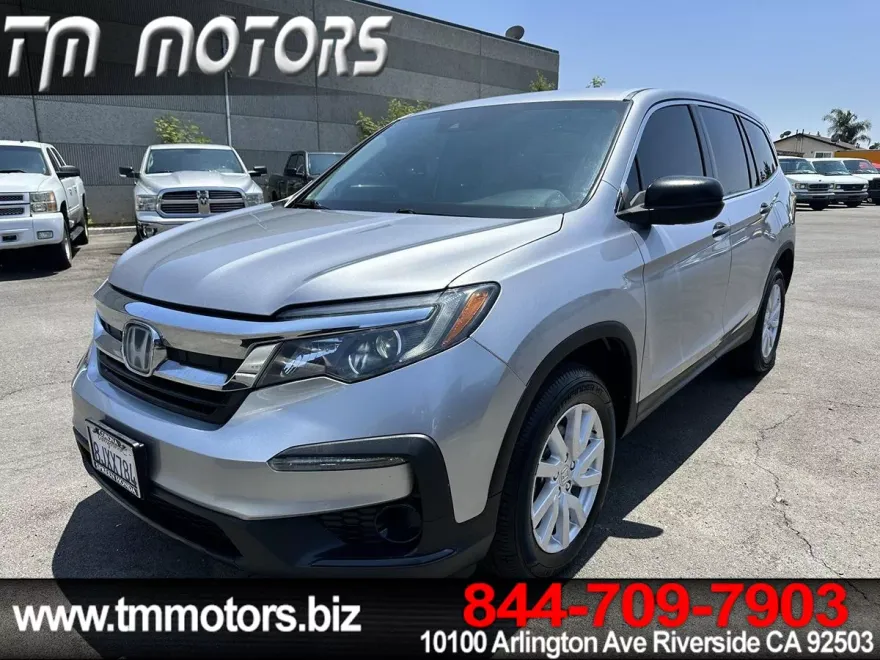 2019 Honda Pilot LX photo 1