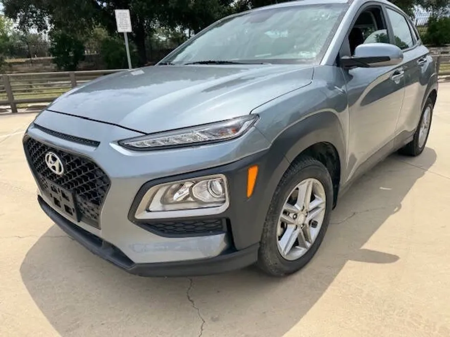 2021 Hyundai Kona SE photo 1