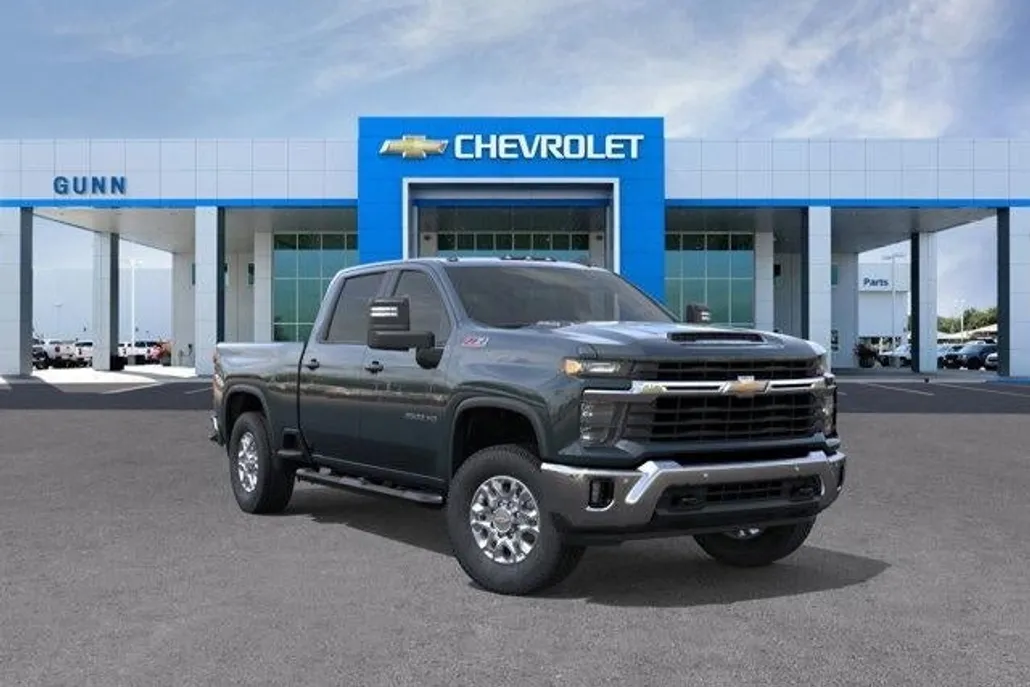 2026 Chevrolet Silverado 2500HD LT photo 1