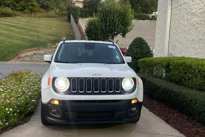 2018 Jeep Renegade Latitude North Edition photo 1