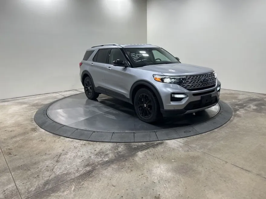 2021 Ford Explorer Limited photo 1