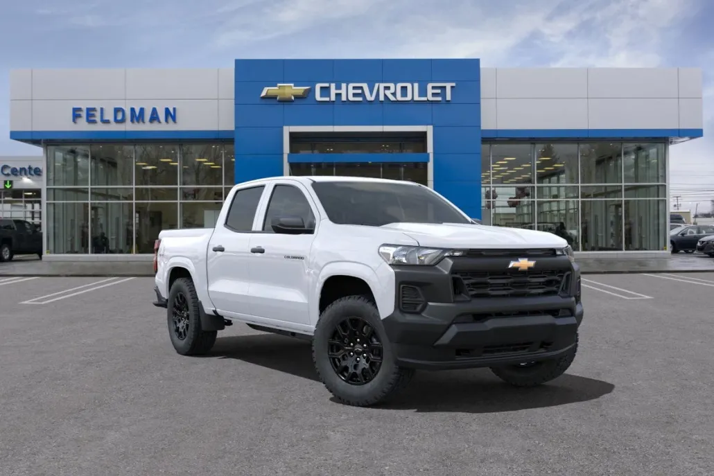 2025 Chevrolet Colorado LT photo 1