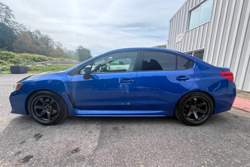 2016 Subaru WRX Limited photo 1