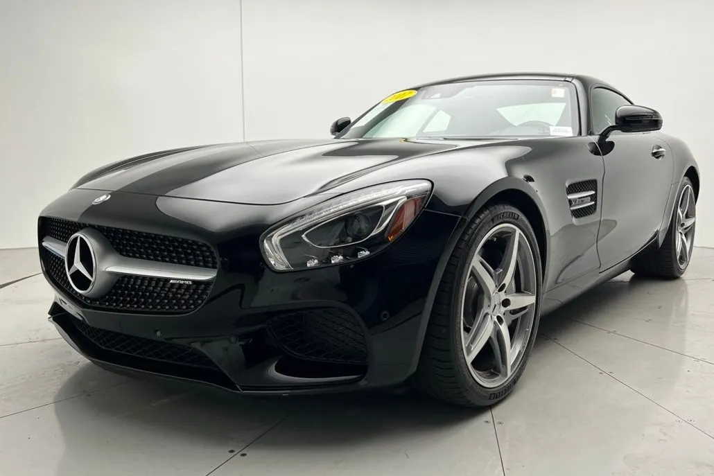 2017 Mercedes Benz AMG GT photo 1