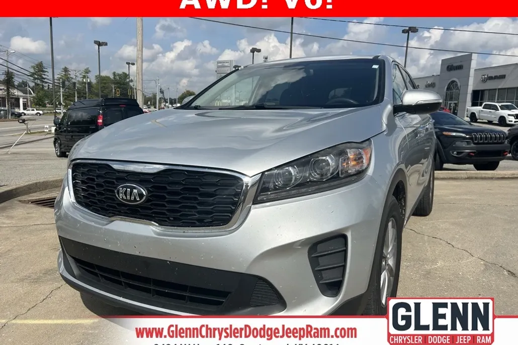 2019 Kia Sorento LX photo 1