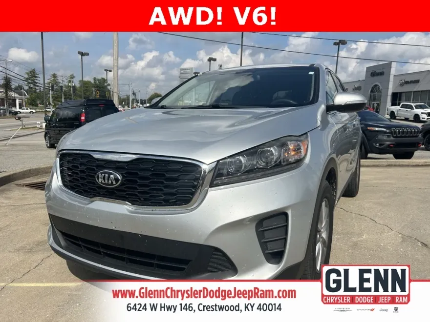 2019 Kia Sorento LX photo 1