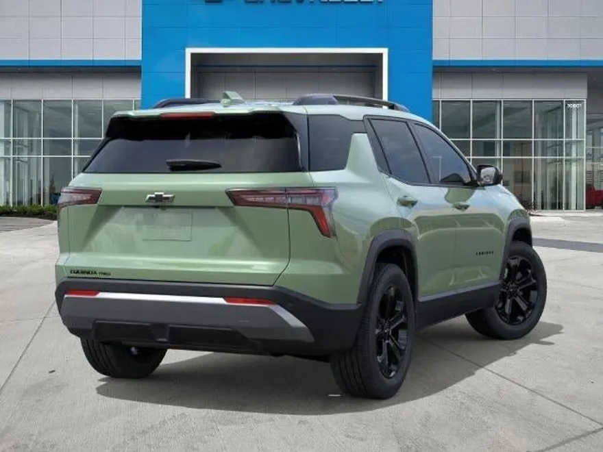 2026 Chevrolet Equinox LT photo 1
