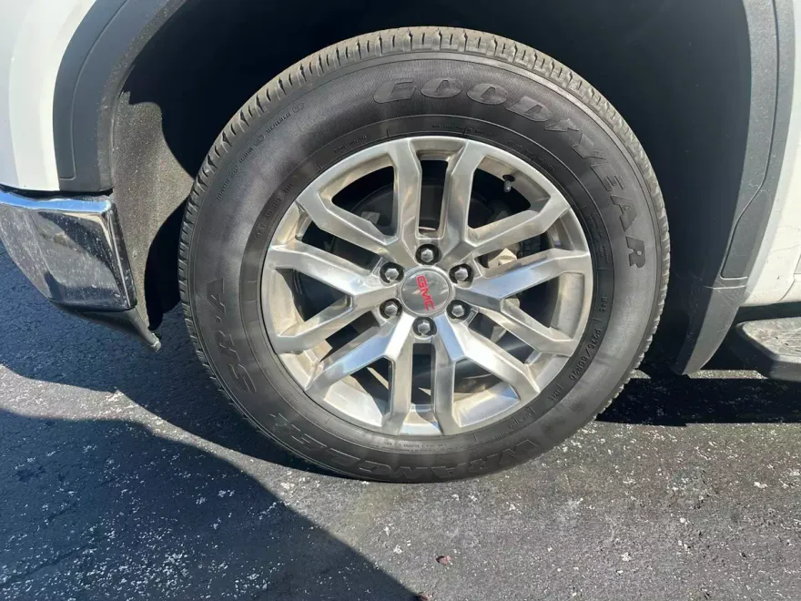 2021 Gmc Sierra 1500 SLT photo 1
