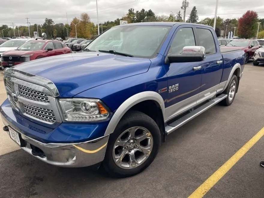 2015 Ram 1500 Laramie photo 1