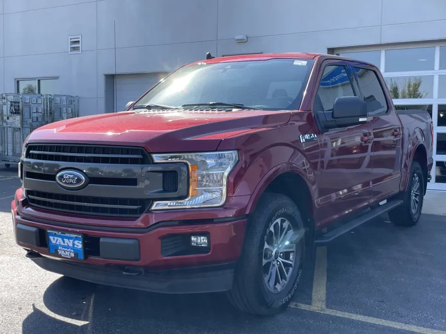 2019 Ford F-150 XLT photo 1
