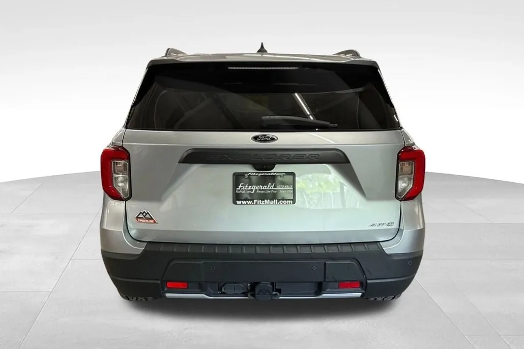 2023 Ford Explorer Timberline photo 1