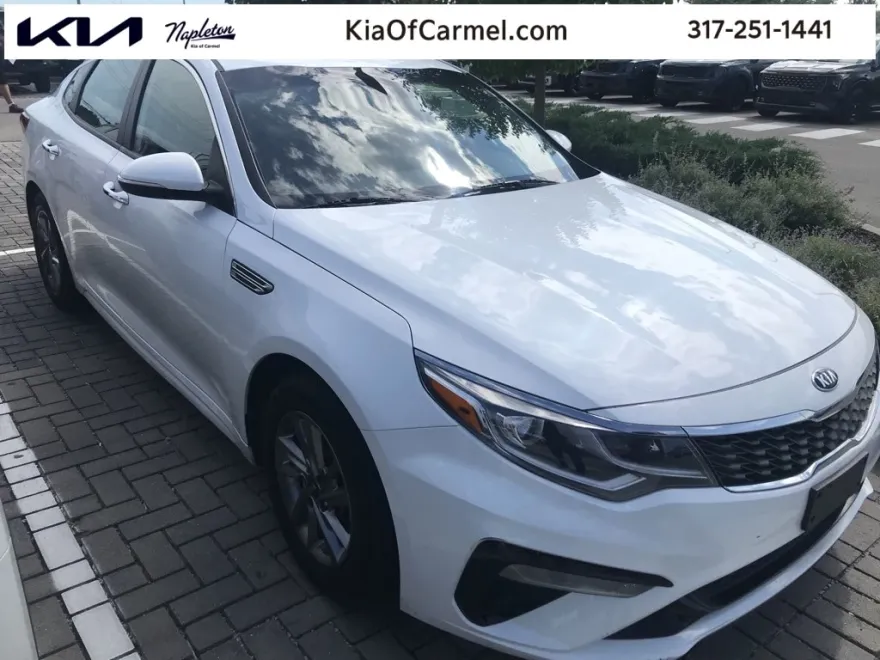 2019 Kia Optima LX photo 1