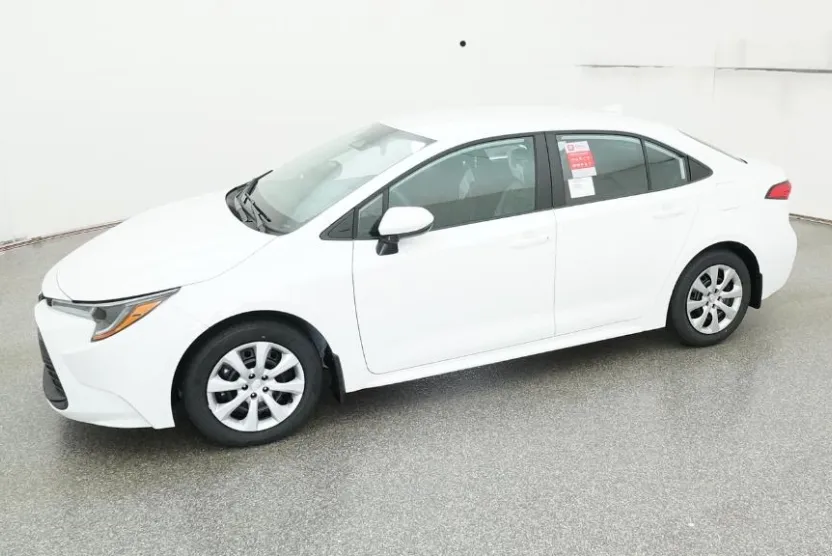 2026 Toyota Corolla LE photo 1