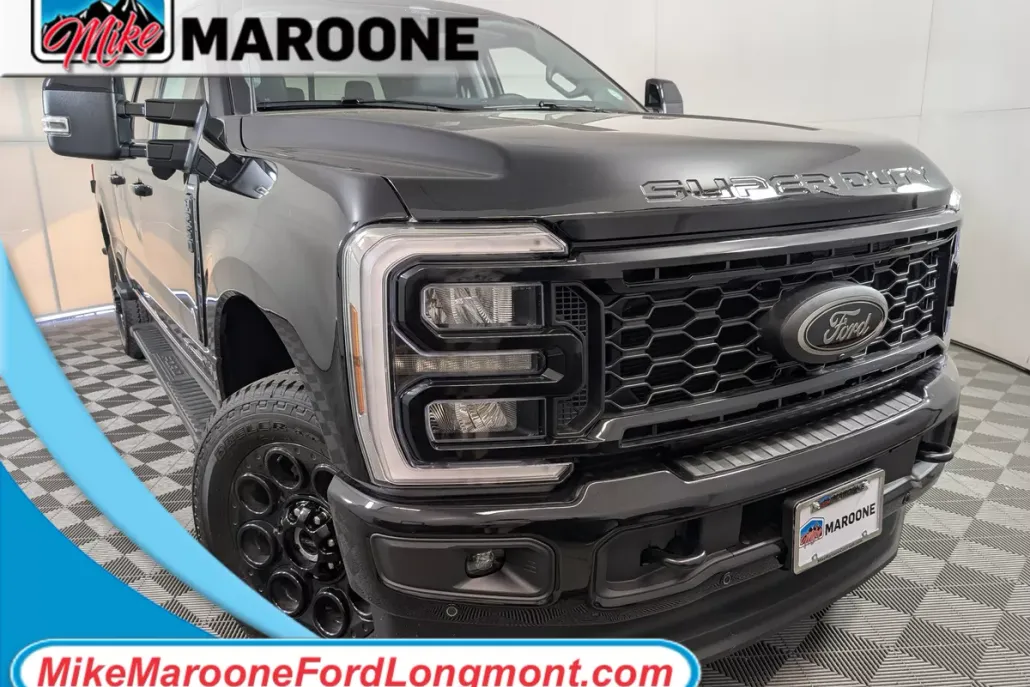 2025 Ford F-250 Lariat photo 1