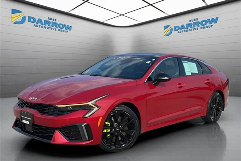 2025 Kia K5 GT photo 1