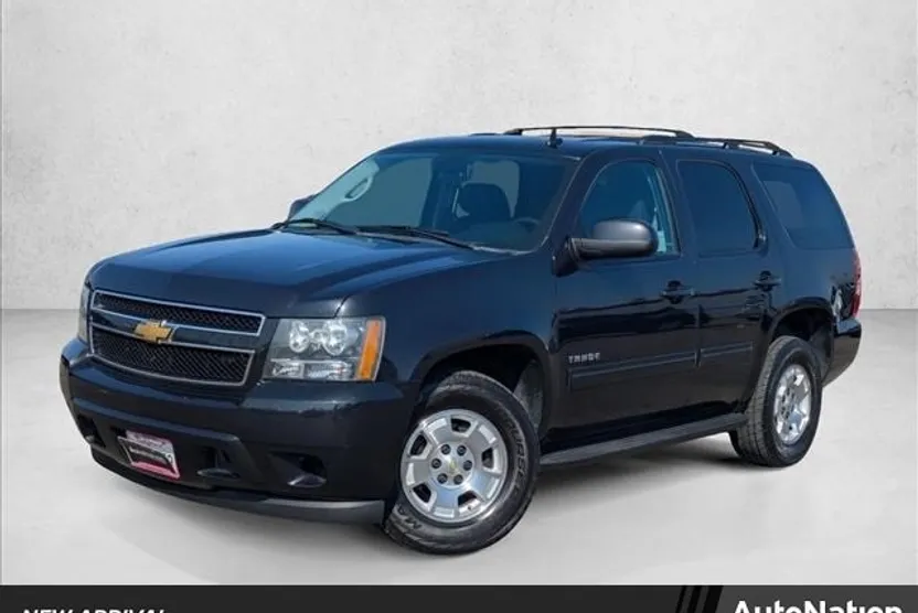 2013 Chevrolet Tahoe LS photo 1
